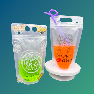 kopen Custom Heavy Duty Handheld Matte Translucent Reclosable Stand Up Plastic Drink Bags Tassen met Zipper en rieten online manufacture