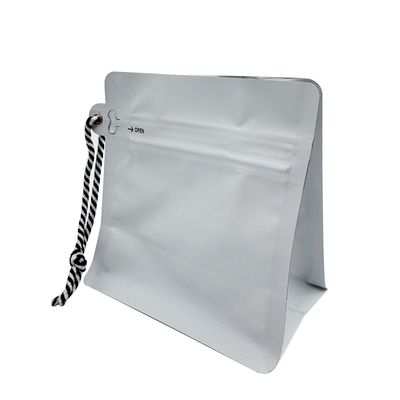 kopen 250g 0,5lb 8oz Matte White Foil Flat Bottom Koffiezak Met Valve Side Zipper En String online manufacture